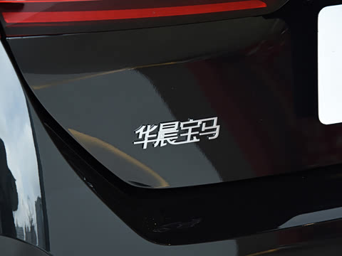 2026�� �Ŀ� eDrive 40L M�˶���װ