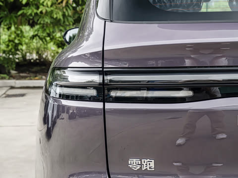 2027�� 660������