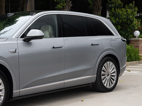 2026�� Ultra+ ������