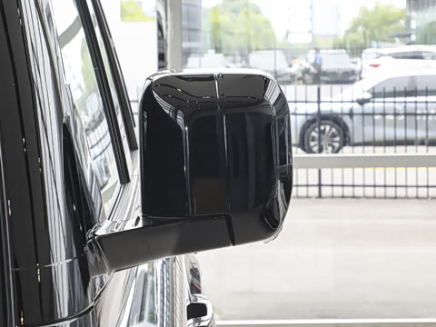 2026�� 130 3.0T X-Dynamic HSE