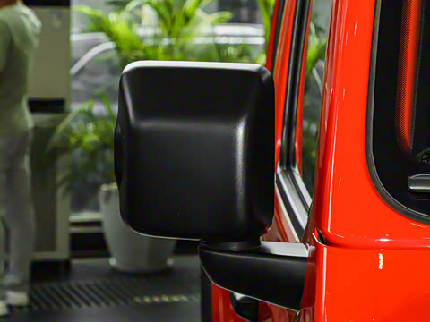 2023�� 3.6L Overland