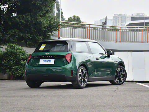 2025�� 463km COOPER SE ������