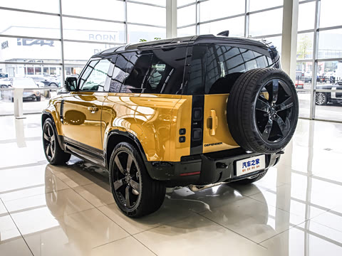 2026�� 90 3.0T P400 X-Dynamic HSE