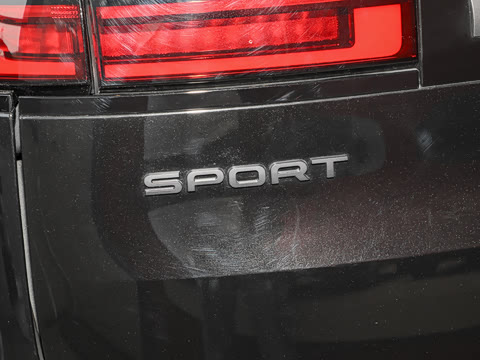 2025�� 400PS Dynamic SE