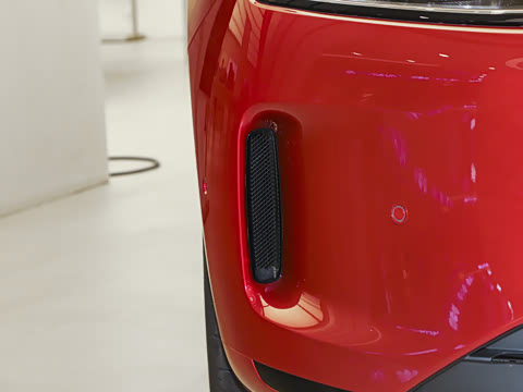 2025�� ����   Ultra ������