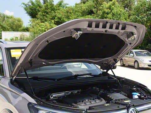 2025�� PRO 380TSI ���� R-Line �����