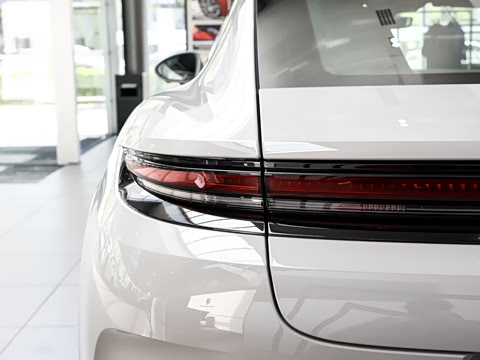 2026�� Panamera ������ 2.9T