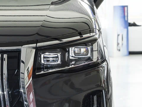 2026�� ���̰� 230����� 7��