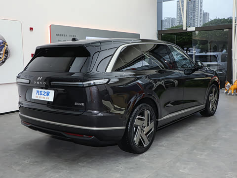 2025�� Ultra ������