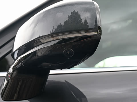 2025�� Ultra�� 70kWh