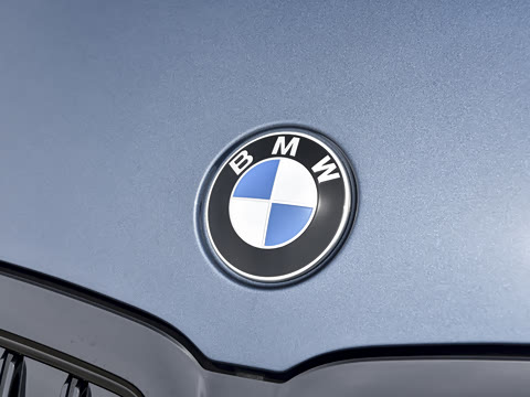 2026�� 330Li M�˶���ҹ��װ
