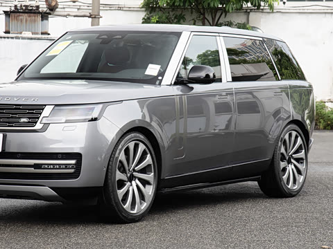 2026�� 3.0 L6 400PS HSE�����