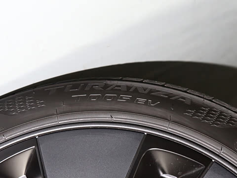 2025�� �Ŀ� ����������