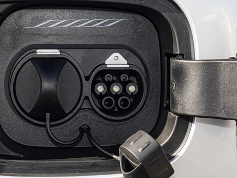 2025�� EV 670KM�����״�������