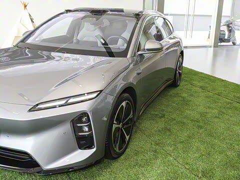 2025�� 100kWh Touring