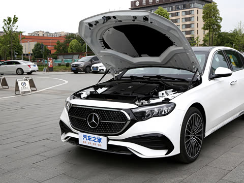 2026�� �Ŀ�� E 300 L ʱ���˶���