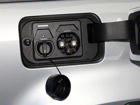 2025�� 401���а�