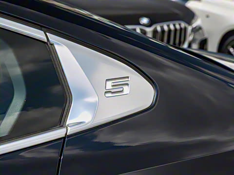 2026�� eDrive 35L M�˶���װ