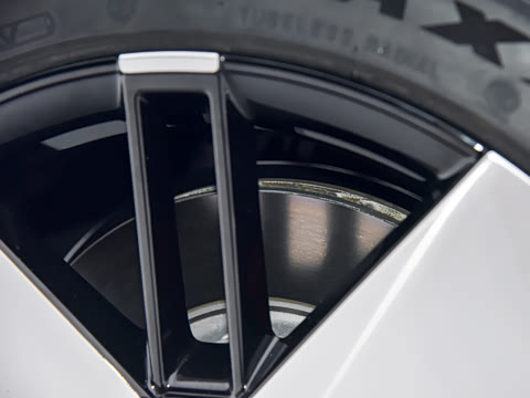 2025�� 820 �������� Ultra