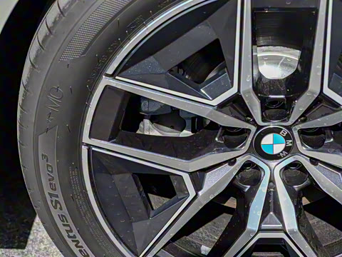 2026�� eDrive 40L M�˶���װ