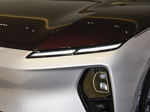 2025�� 102kWh ��ƽ���ر��