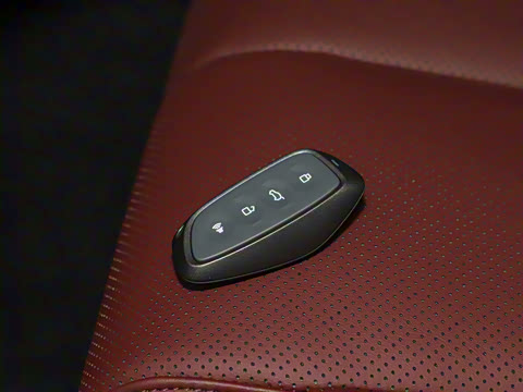 2025�� 2.0T ����������ʿ��