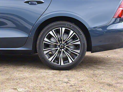 2026�� B4 ��Զ������