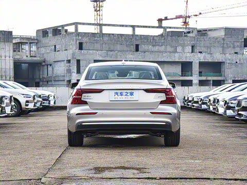 2026�� B4 ��Զ������