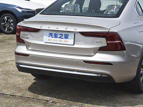 2026�� B4 ��Զ������