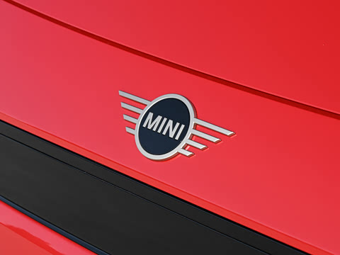 2026�� 466km COOPER E ������