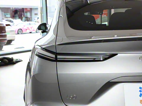 2025�� 60kWh ������