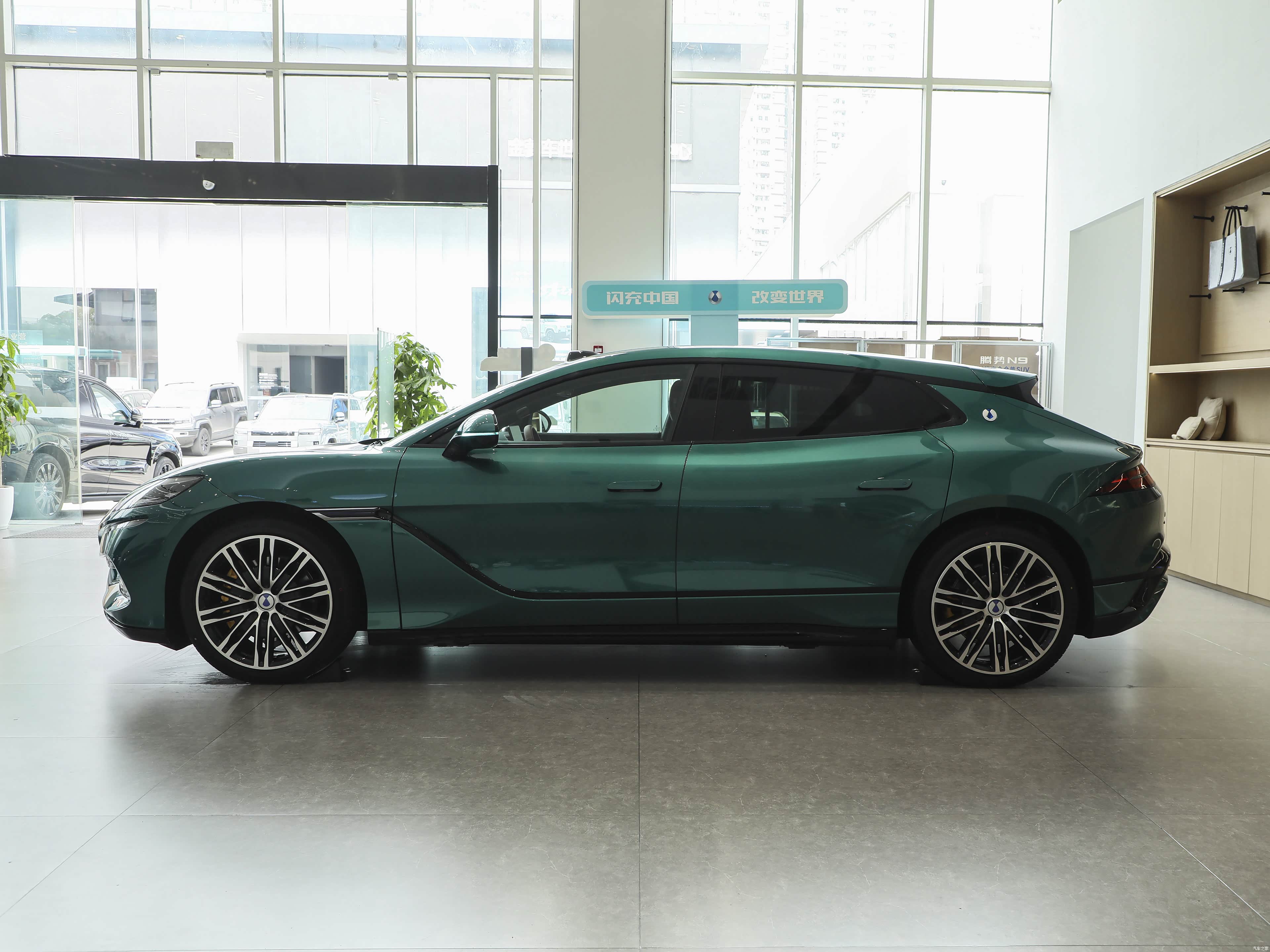 Denza Z9GT, миниатюра 4