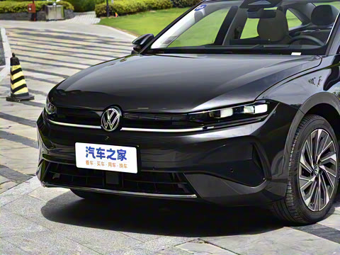 2026�� L 300TSI DSG ������