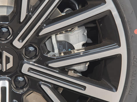 2025�� 550������