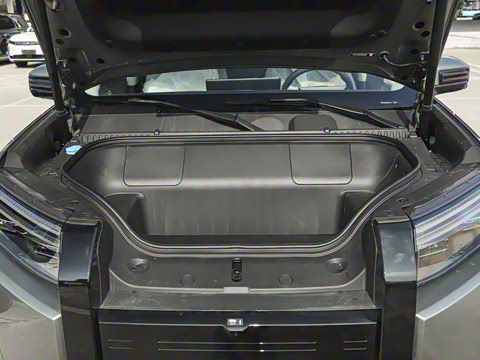 2025�� 501KM ����Ultra��