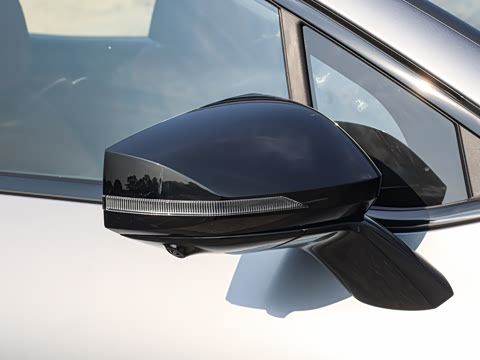 2026�� 2.0T X-line