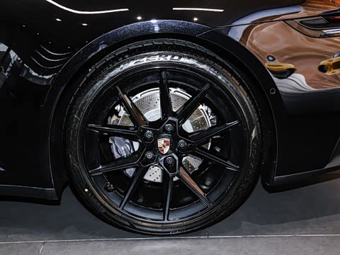 2026�� Carrera 3.0T