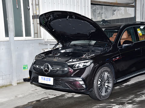 2026�� GLC 300 L 4MATIC ������ 7��