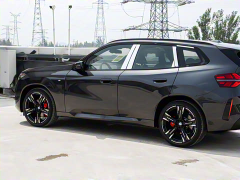 2025�� M50 xDrive