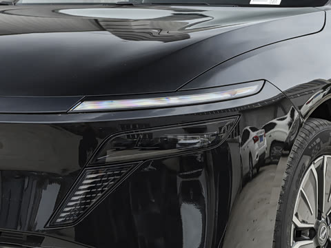 2026�� 180 Pro �ഺ��