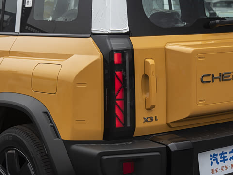 2025�� 215���а�