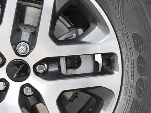 2026�� 110 3.0T P400 �����ر��