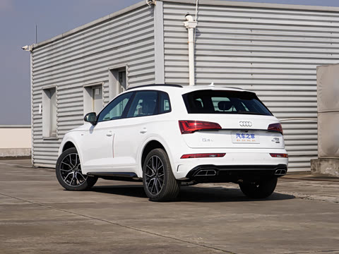 2026�� 45�����ذ� 40 TFSI ����������