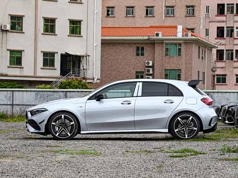 2026�� AMG A 35 4MATIC