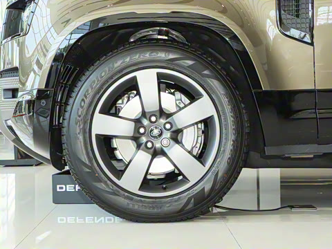 2025�� 130 3.0T P400 ����������