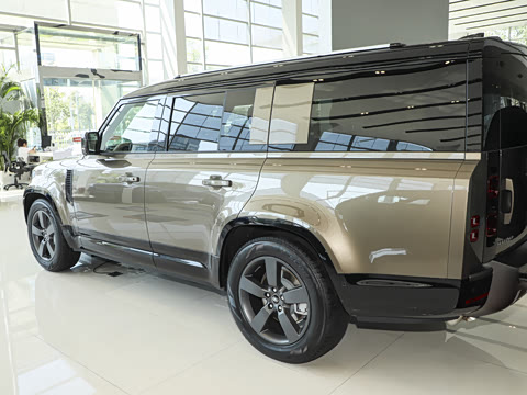 2025�� 130 3.0T P400 ����������