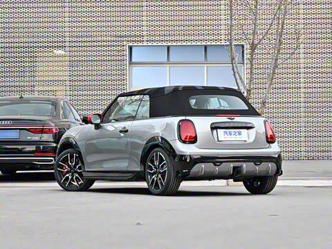 2025�� JOHN COOPER WORKS CABRIO