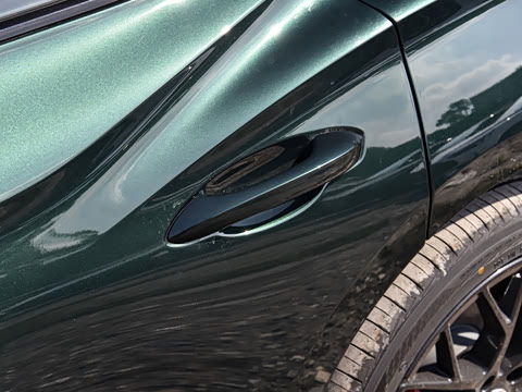 2026�� 2.0T Trophy+ �����˶���