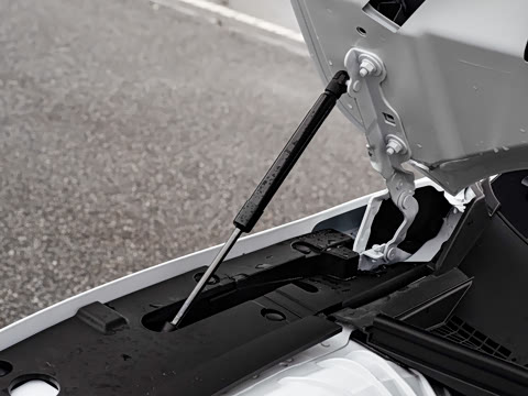 2026�� ��Ȼ�澳�� 100kWh Touring