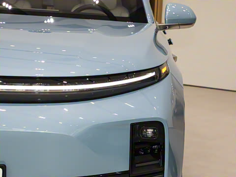 2025�� Pro ���ܻ��°�